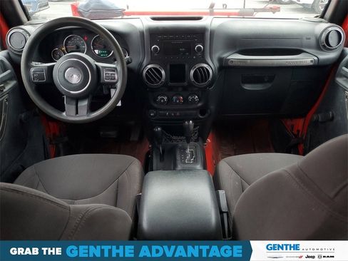 Used 2018 Jeep Wrangler Unlimited Sport image 22