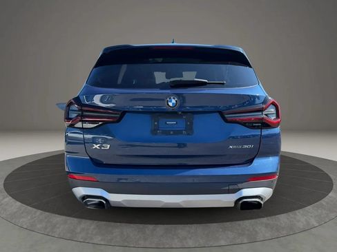 Used 2022 BMW X3 xDrive30i w/ Convenience Package AWD/4WD image 6