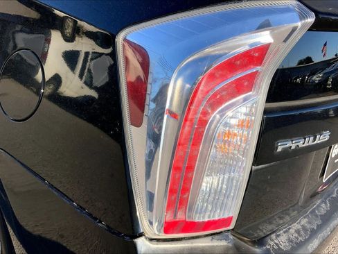 Used 2012 Toyota Prius Two image 25