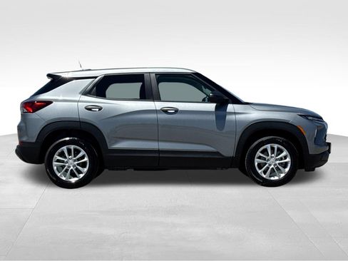 New 2026 Chevrolet TrailBlazer LS w/ LS Convenience Package FWD image 6