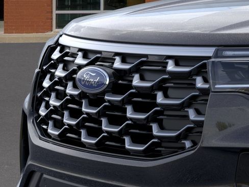 New 2026 Ford Explorer Platinum RWD image 17
