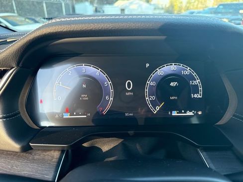 New 2025 Jeep Grand Cherokee Limited w/ Luxury Tech Group II image 19