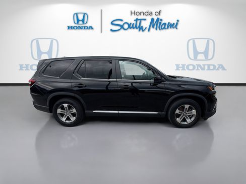 Used 2024 Honda Pilot EX-L image 8