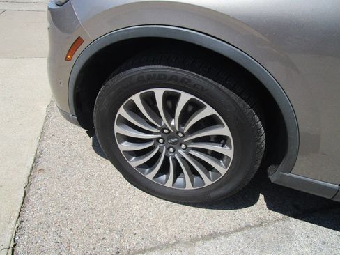 Used 2020 Lincoln Aviator Reserve w/ Equipment Group 201A AWD/4WD image 18