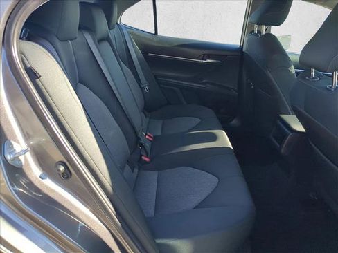 Used 2021 Toyota Camry LE w/ Convenience Package image 18