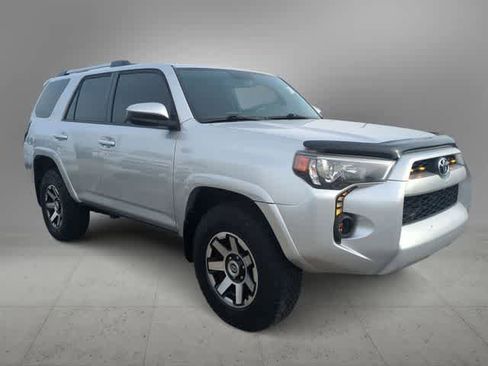 Used 2019 Toyota 4Runner SR5 image 2