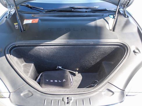 Used 2018 Tesla Model S 75D AWD/4WD image 29