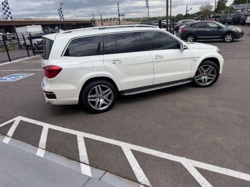 Used 2015 Mercedes-Benz GL 63 AMG 4MATIC image 12
