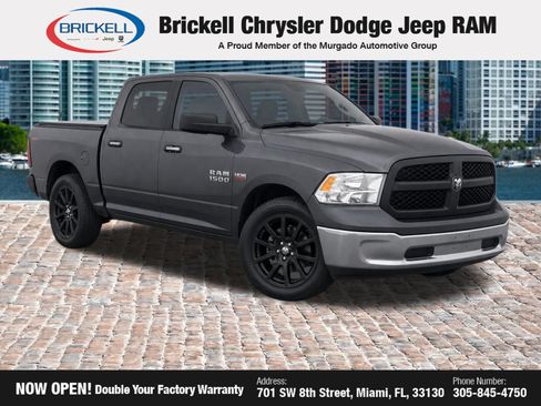 Used 2016 RAM 1500 Classic SLT RWD image 2