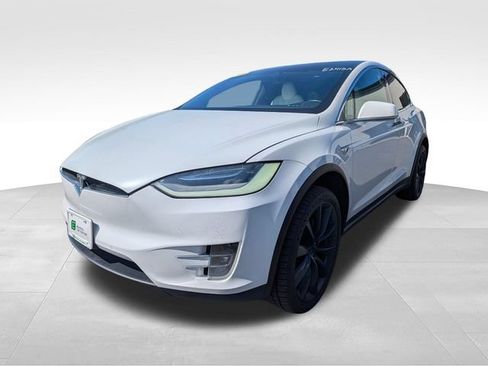 Used 2020 Tesla Model X Long Range AWD/4WD image 3