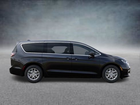 New 2025 Chrysler Pacifica Select w/ Uconnect Theater Family Group FWD image 21