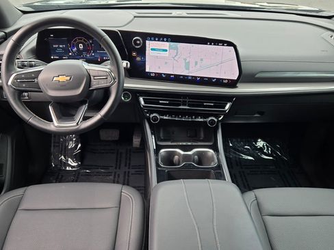 Used 2026 Chevrolet Traverse LT AWD/4WD image 18