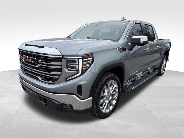 Used 2023 GMC Sierra 1500 SLT w/ SLT Premium Plus Package AWD/4WD image 3