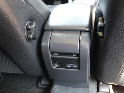 Used 2011 Volvo XC60 T6 image 30