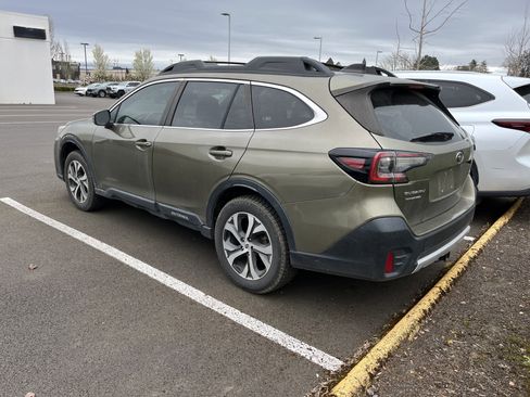 Used 2022 Subaru Outback Limited image 4