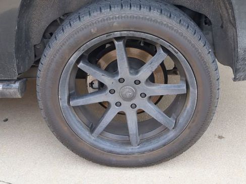 Used 2019 Chevrolet Tahoe Premier w/ Premier Plus Edition RWD image 32