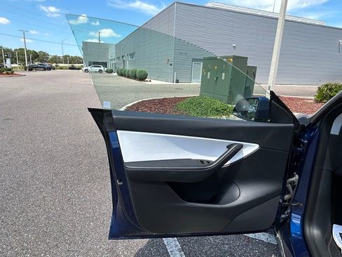 Used 2021 Tesla Model Y Performance AWD/4WD image 63
