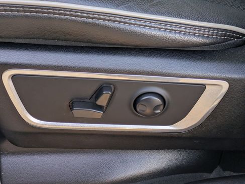 Certified 2022 RAM 1500 Laramie image 14