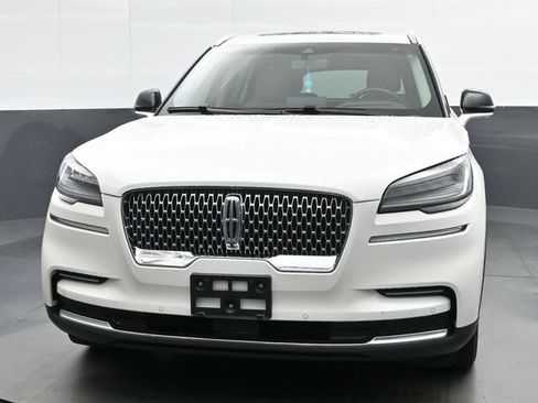Used 2023 Lincoln Aviator Reserve w/ Equipment Group 201A RWD image 3