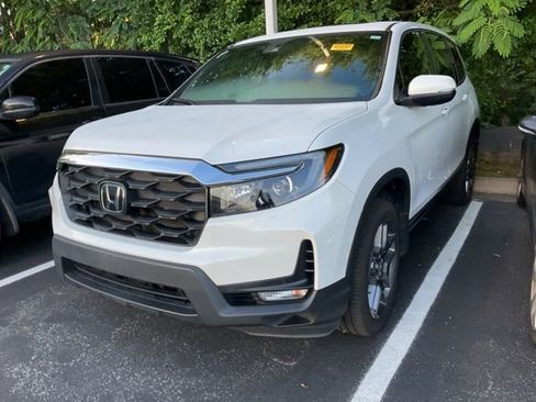 Used 2023 Honda Passport EX-L image 12