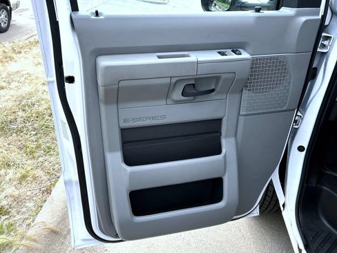 Used 2021 Ford E-350 and Econoline 350 Super Duty w/ Power Windows & Locks Group RWD image 9