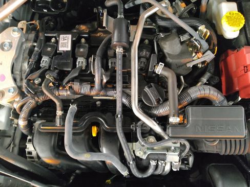Used 2025 Nissan Sentra SV FWD image 30