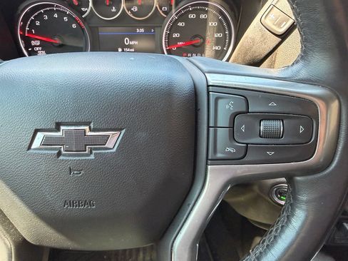 Used 2021 Chevrolet Silverado 1500 LT Trail Boss w/ Convenience Package II AWD/4WD image 20