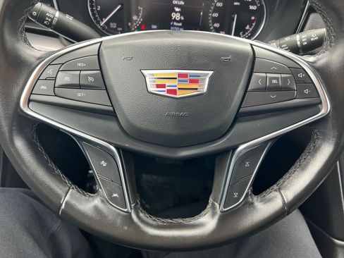 Used 2023 Cadillac XT5 Luxury image 14