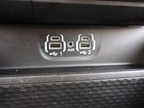 Used 2023 RAM 1500 Big Horn AWD/4WD image 17