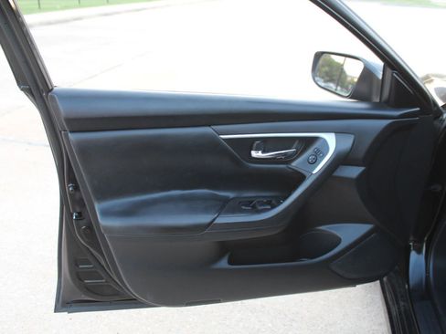 Used 2016 Nissan Altima 2.5 S image 15