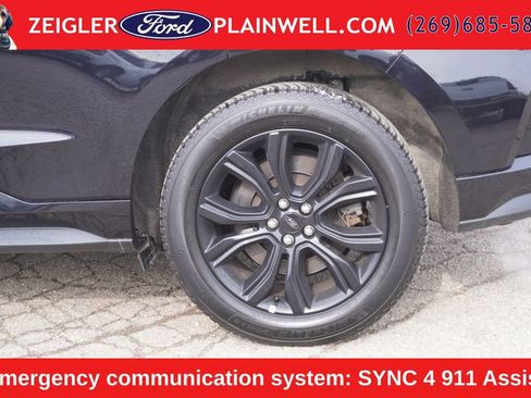 Used 2023 Ford Edge SE w/ Black Appearance Package AWD/4WD image 9