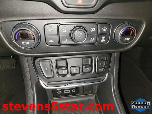 Used 2019 GMC Terrain Denali w/ Driver Alert Package II image 16