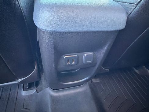 Used 2016 Chevrolet Colorado Z71 image 25