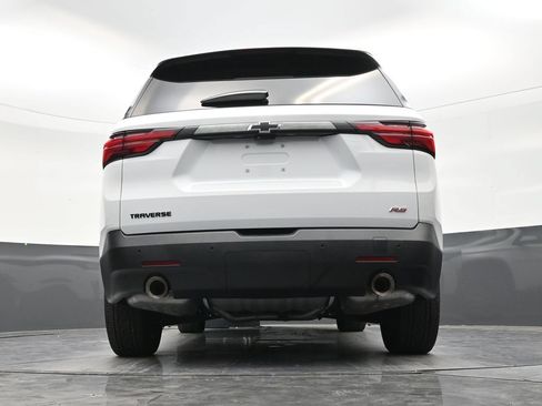 Used 2022 Chevrolet Traverse RS FWD image 23