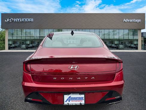 Used 2023 Hyundai Sonata SEL w/ Convenience Package FWD image 7