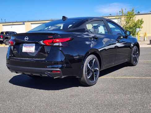 New 2025 Nissan Versa SR w/ Trunk Package image 5