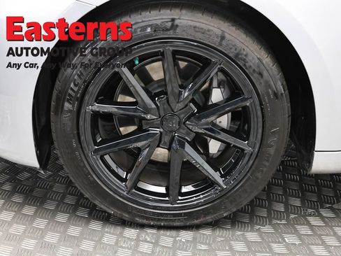 Used 2018 Tesla Model 3 Long Range AWD/4WD image 26