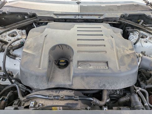 Used 2024 Land Rover Defender 110 S AWD/4WD image 34