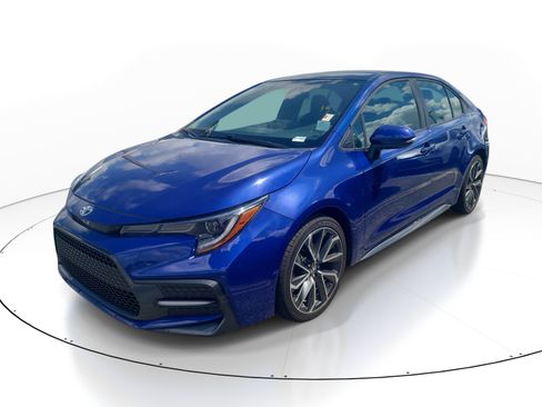 Used 2022 Toyota Corolla SE FWD image 3