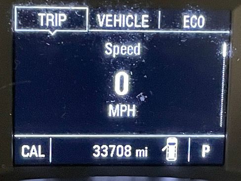 Used 2023 Chevrolet Equinox LS image 6