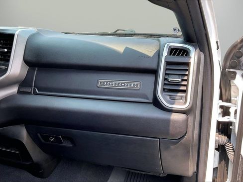 Certified 2023 RAM 2500 Big Horn w/ Level 1 Equipment Group AWD/4WD image 20