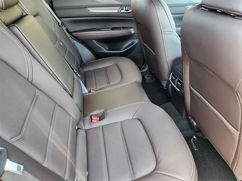 New 2025 MAZDA CX-5 Signature image 23