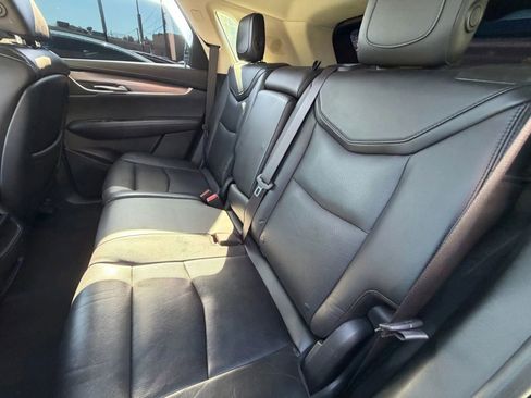 Used 2017 Cadillac XT5 Luxury FWD image 27
