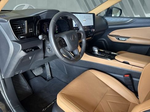 Certified 2023 Lexus NX 300h AWD w/ Luxury Package image 11