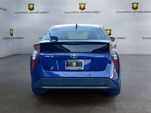 Used 2018 Toyota Prius Two w/ Prius Two Safety Plus Package image 4