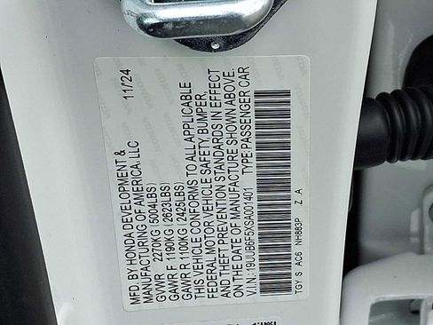 Certified 2025 Acura TLX SH-AWD w/ A-SPEC Pkg image 28