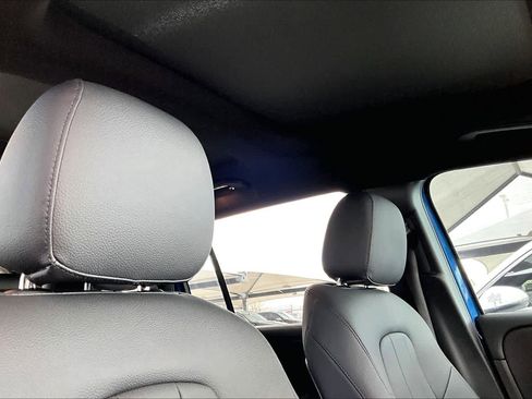 Used 2025 Mercedes-Benz GLB 250 image 14