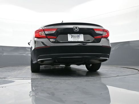 Certified 2019 Honda Accord LX image 29