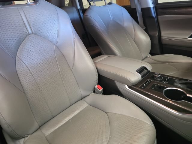 Used 2022 Toyota Highlander Limited AWD/4WD image 13