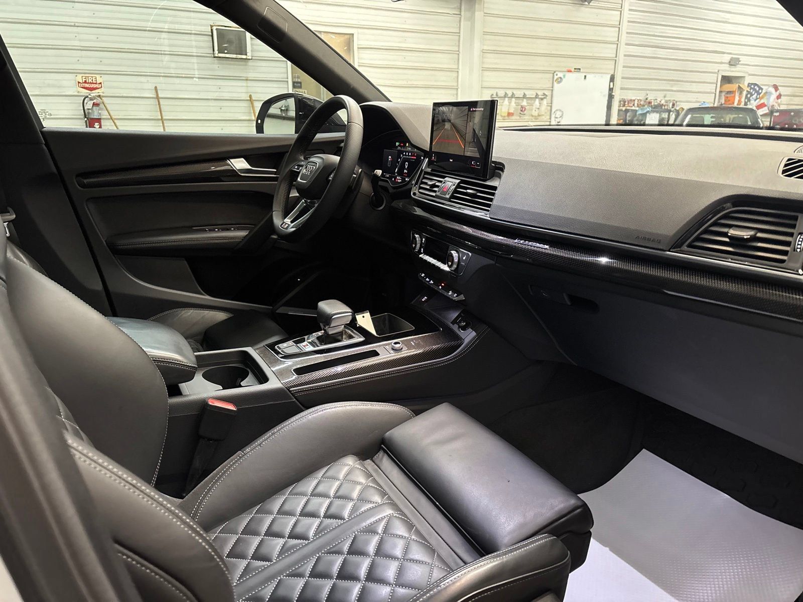 Used 2024 Audi SQ5 Premium Plus AWD/4WD image 23